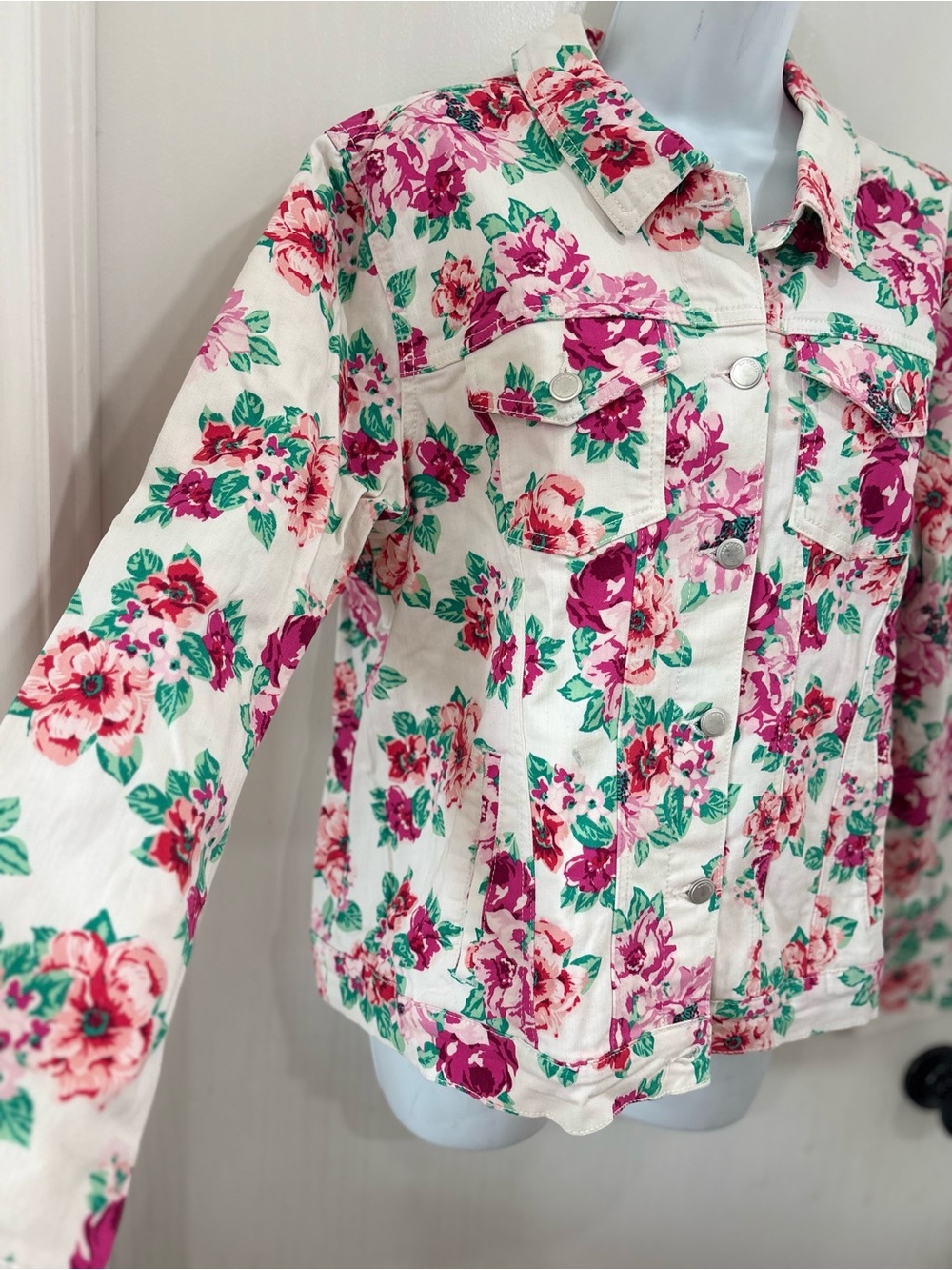 Kim Rogers Cream Floral Jean Jacket with Pink Roses - Picture 3 of 7